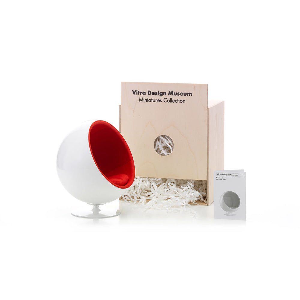 비트라 Miniature Collection Ball Chair