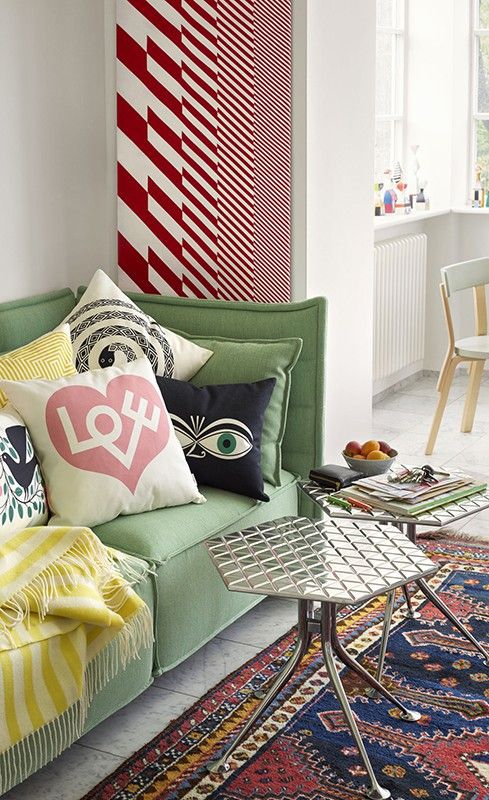 Graphic Print Pillows Eyes 라이프스타일 이미지 4
