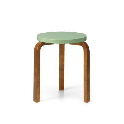 Stool 60 Pale Green Lacquered/Walnut Stained, BENUFE, 아르텍 ARTEK